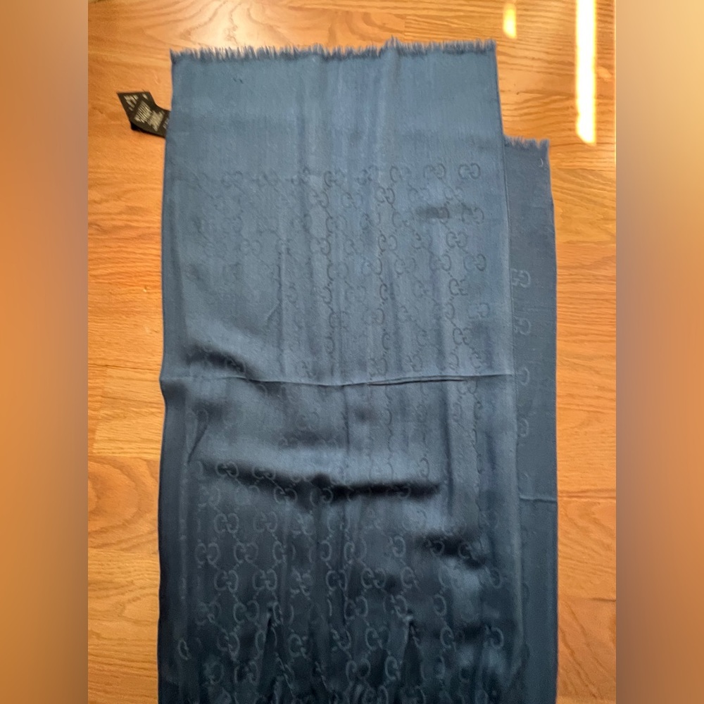 Gucci dark blue GG scarf